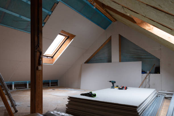 Best Residential Insulation in Mantachie, MS